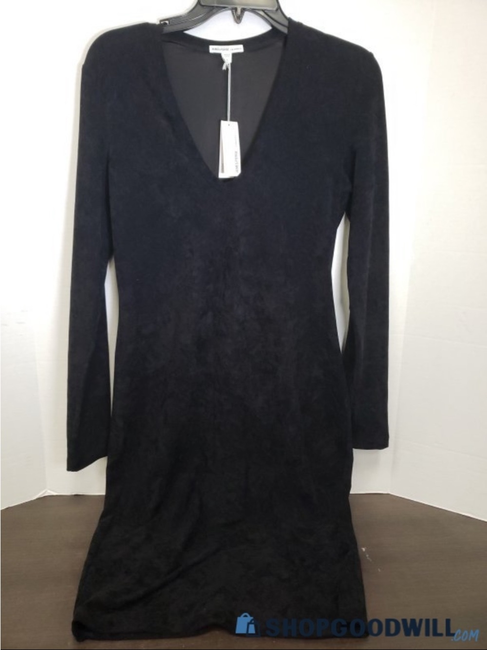 NWT - James Perse Black V-Neck Long Sleeve Dress